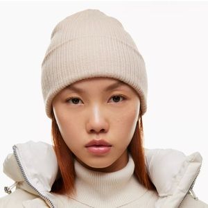 Main Character- Snowflake beanie - BLACK